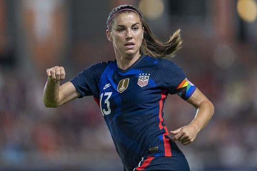 Alex Morgan: Vừa làm mẹ, vừa mơ lấy vàng Olympic