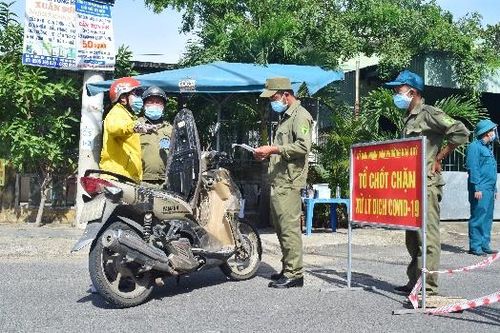 Người dân chung sức, đồng lòng đẩy lùi đại dịch