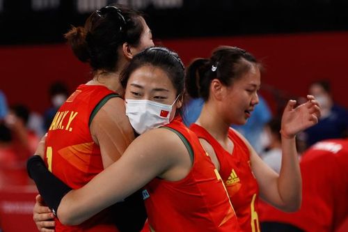 Bóng chuyền nữ Trung Quốc lần đầu bị loại ở vòng bảng Olympic