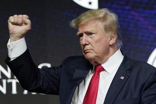 Ảnh hưởng của Trump vẫn lớn, gây quỹ được số tiền 'khủng'