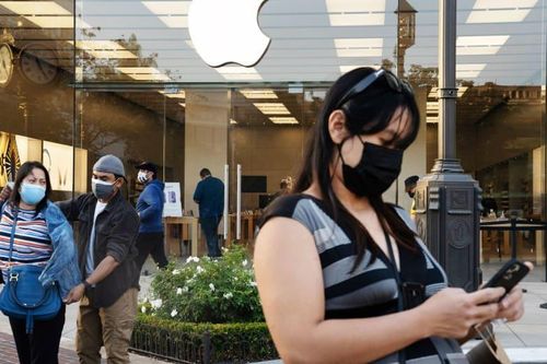 Nhân viên Google, Facebook phải tiêm vaccine mới được đến văn phòng