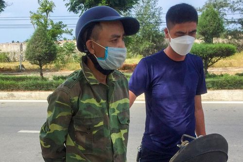 Trộm xe máy ở Nghệ An, bị bắt tại chốt kiểm soát dịch Quảng Nam