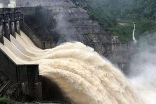 Cần cảnh báo sớm thiên tai để vận hành an toàn tuyệt đối các hồ thủy điện, thủy lợi