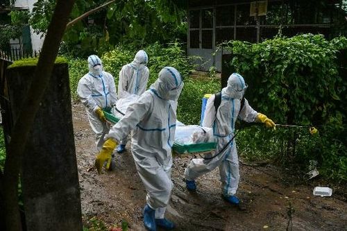 Covid-19: Số ca tử vong cao kỷ lục, Myanmar hóa vùng dịch 'chết chóc'