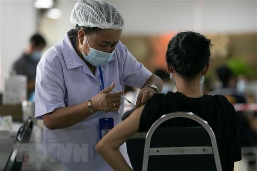 Các tỉnh Nam Lào mở thêm trung tâm cách ly và bệnh viện dã chiến