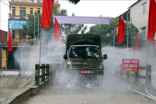 Bộ Y tế yêu cầu không phun hóa chất, chế phẩm diệt khuẩn ở ngoài trời