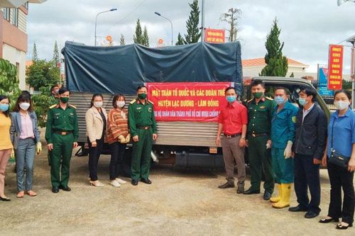Lạc Dương: Tiếp nhận ủng hộ phòng chống dịch Covid-19
