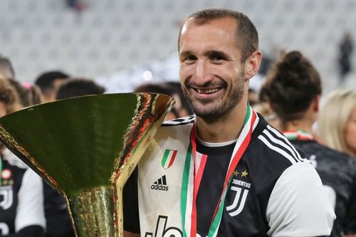 Chiellini ký hợp đồng mới với Juventus