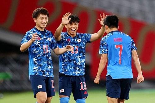 Olympic Nhật Bản thành công nhờ 9 ngôi sao ở châu Âu