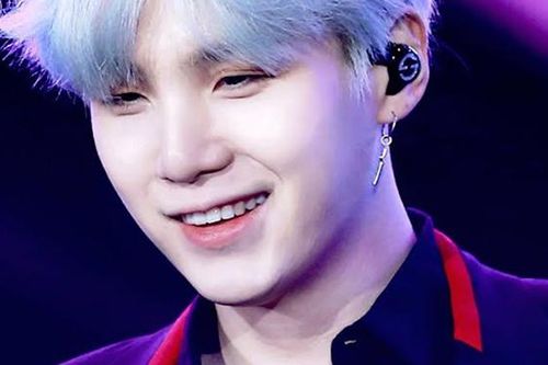Suga BTS ổn định cảm xúc nhờ làm việc này hàng ngày