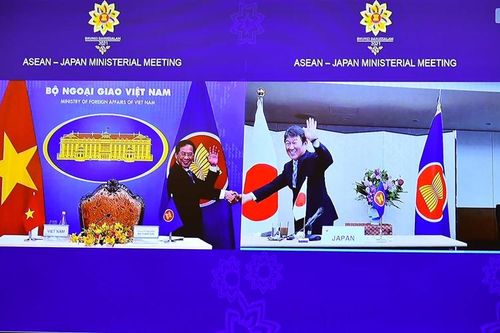 ASEAN đề nghị Nhật Bản giúp bảo đảm cung ứng vaccine đồng đều, hiệu quả