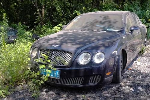 Dạo một vòng quanh 'nghĩa địa xe sang' ở Trung Quốc