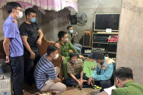 Đắk Nông: Bắt quả tang đối tượng cưỡng đoạt 550 triệu đồng của doanh nghiệp