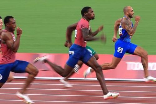 Người 'kế vị' Tia chớp Usain Bolt: từ HCV nhảy xa 'biến hình' thành chân chạy số 1 Olympic