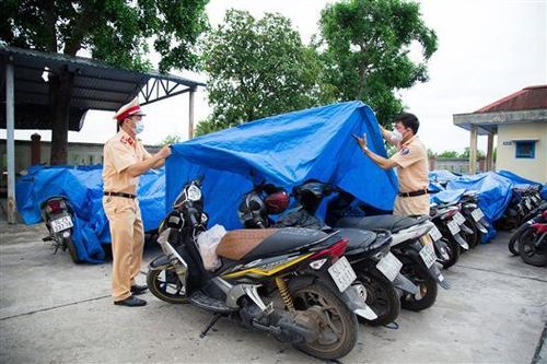 Công an Quảng Trị góp sức giúp khoảng 11.400 người dân về quê tránh dịch