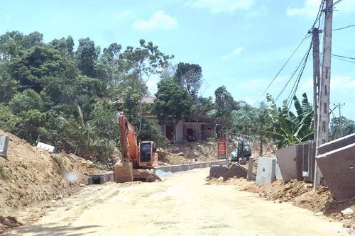 Đảng bộ xã Trường Sinh lãnh đạo giữ vững xã đạt chuẩn nông thôn mới