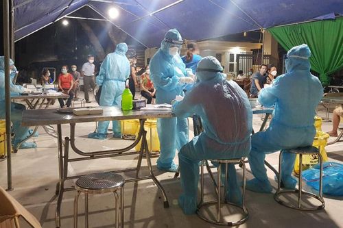 400 tiểu thương, người lao động tại Chợ Vồi (Thường Tín) đều âm tính với Covid-19