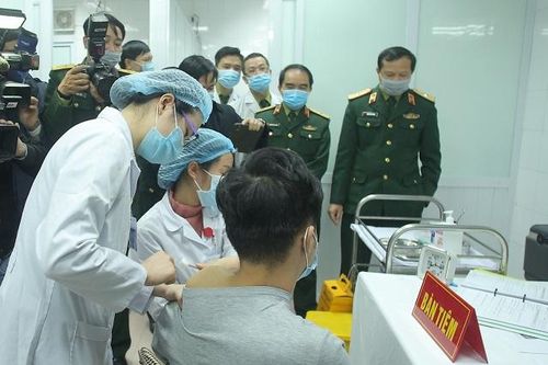 Bộ Y tế nói gì về việc nhiều tỉnh xin tiêm vaccine Nano Covax?