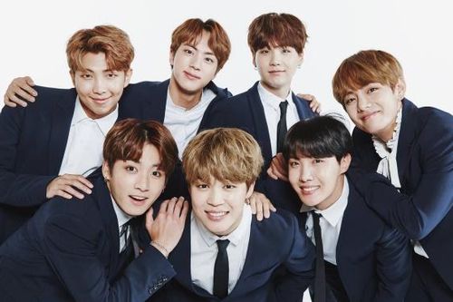 Thành viên BTS nào được ví như cha, mẹ và ông nội của nhóm?