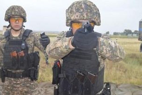 Quân cảnh Kazakhstan luyện tập chuẩn bị tranh tài tại Army Games 2021