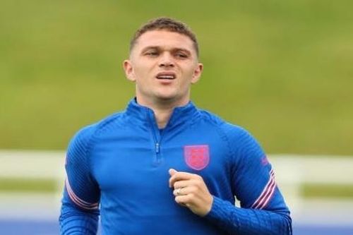 Chuyển nhượng cầu thủ Man Utd: Kieran Trippier rất muốn đến Old Trafford; hưởng lợi nếu Lukaku sang Chelsea; Raphael không kịp trận ra quân