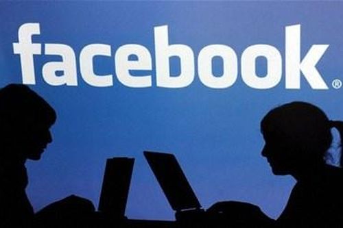 Truy tố thầy giáo và 'người tình' bôi nhọ, xuyên tạc lãnh đạo Đảng, Nhà nước
