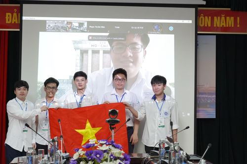Việt Nam đạt thành tích ấn tượng trong các kỳ thi Olympic quốc tế