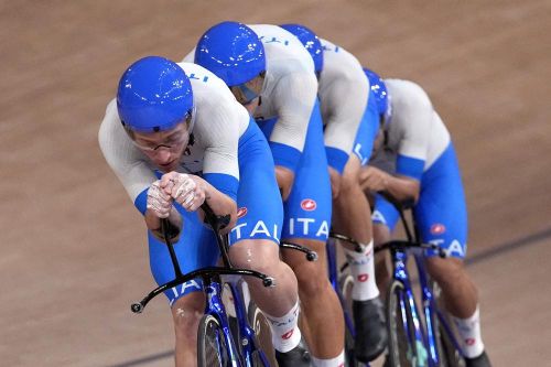 Olympic Tokyo 2020: Đội đua xe đạp lòng chảo Italy phá kỷ lục thế giới