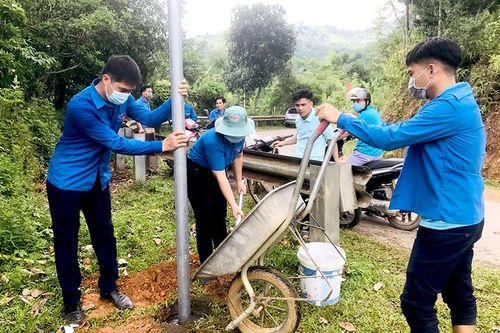 Thắp sáng đường quê, thắp sáng tương lai