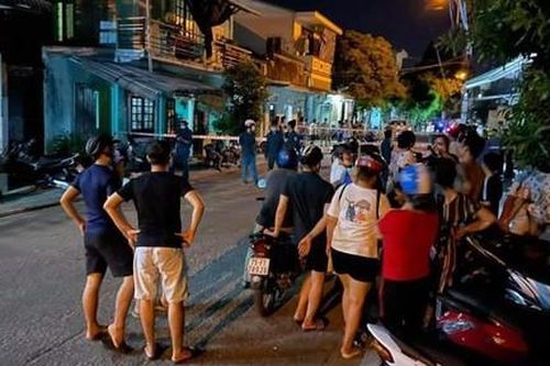 Thương tâm vợ chồng chết cháy trong phòng ngủ, để lại 3 con nhỏ