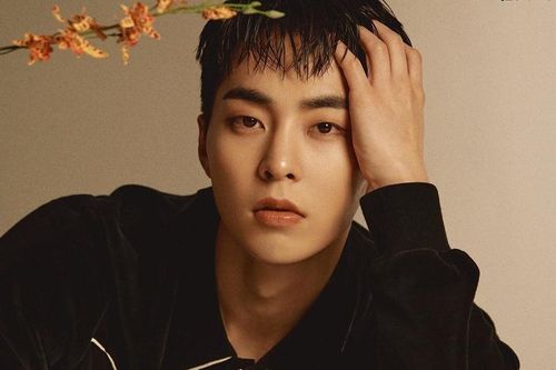 Xiumin (EXO) mắc Covid-19