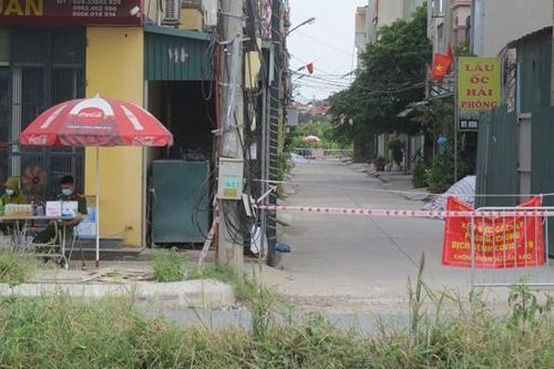 Huyện Thường Tín: Phong tỏa một ngõ tại xã Văn Bình, nơi có ca bệnh mắc Covid-19 là cán bộ bệnh viện huyện