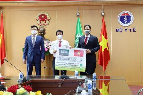 A rập Xê-út viện trợ 500.000 USD cho Việt Nam phòng, chống dịch