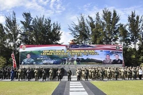 Hàng ngàn binh sĩ Mỹ và Indonesia tiến vào cuộc tập trận 'khủng' phòng thủ biển đảo