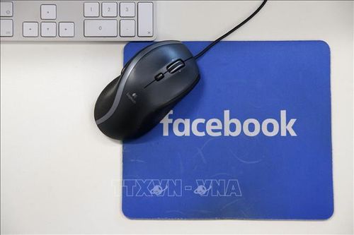 Facebook tiếp tục gây 'bão' dư luận