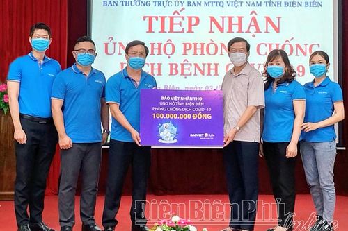 Những tấm lòng nhân ái