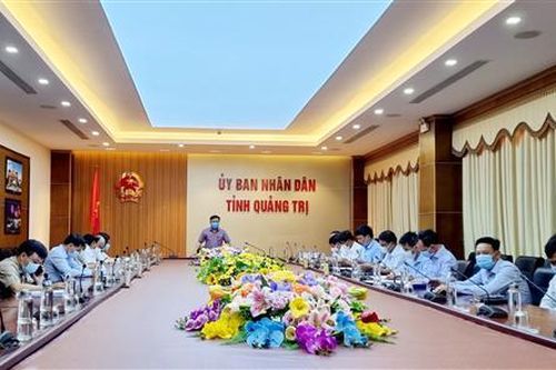 Đôn đốc nhà đầu tư triển khai thực hiện dự án đúng tiến độ