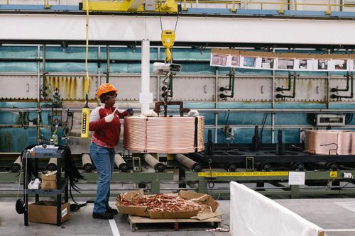 Giá đồng giảm phiên thứ 5 liên tiếp trước các dữ liệu kinh tế tiêu cực của Trung Quốc và Hoa Kỳ