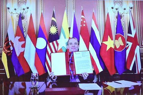 Vương quốc Anh chính thức trở thành Đối tác đối thoại đầy đủ của ASEAN