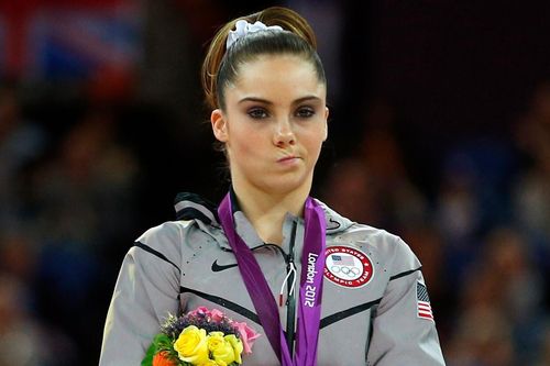 Vì sao giành huy chương bạc thường kém hạnh phúc hơn huy chương đồng Olympic?