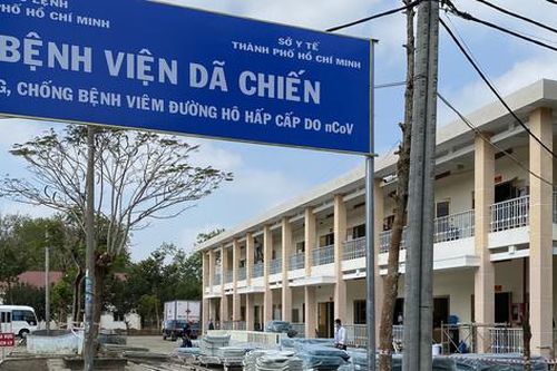 Xúc động lá thư của Thứ trưởng Bộ Y tế gửi điều dưỡng chống dịch không thể về chịu tang mẹ