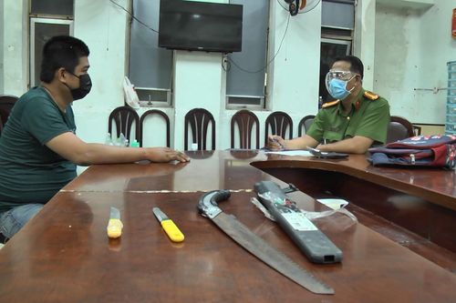 Cướp tiền ở 2 cửa hàng sữa tại TP.HCM