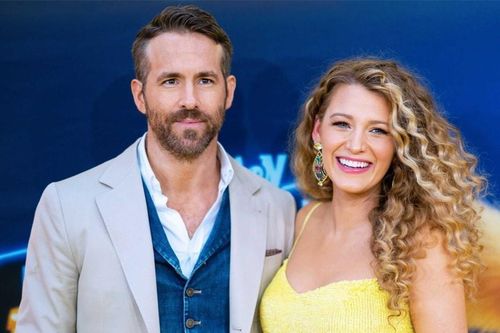 Ryan Reynolds phàn nàn về sự phân biệt giới tính ở Hollywood