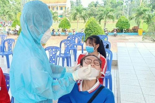 Một thí sinh An Giang dương tính nCoV trước giờ thi Ngữ văn