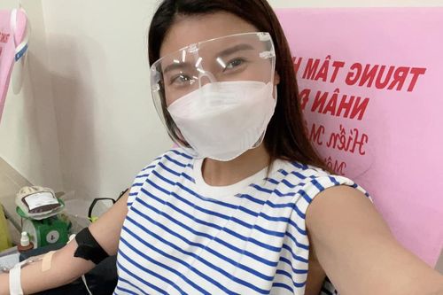 Thúy Diễm, Lương Thế Thành đi hiến máu