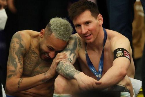 Neymar thích tấm hình Messi mặc áo PSG