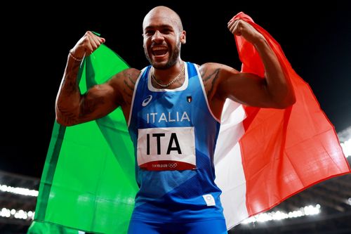Vua tốc độ mới của điền kinh thế giới giành thêm HCV Olympic