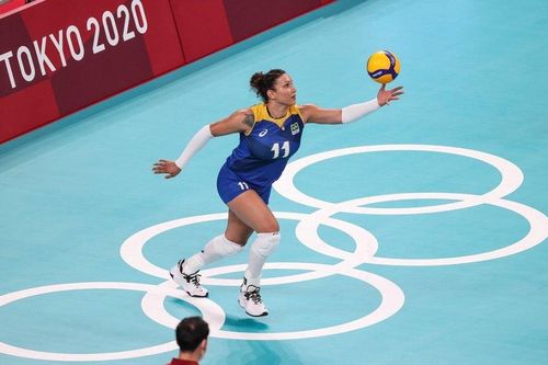 VĐV bóng chuyền nữ Brazil dính nghi án doping