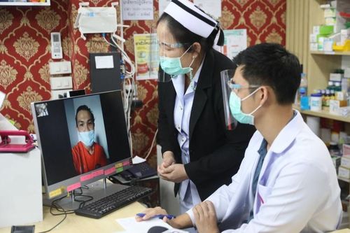 100.000 bệnh nhân Covid-19 tự cách ly tại nhà ở Bangkok
