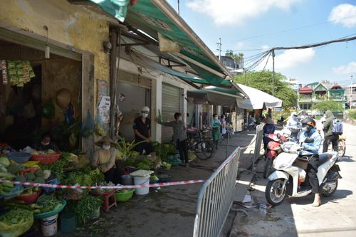 Hà Nội đề nghị mở thêm 5 điểm chợ đầu mối để giãn cách các chợ